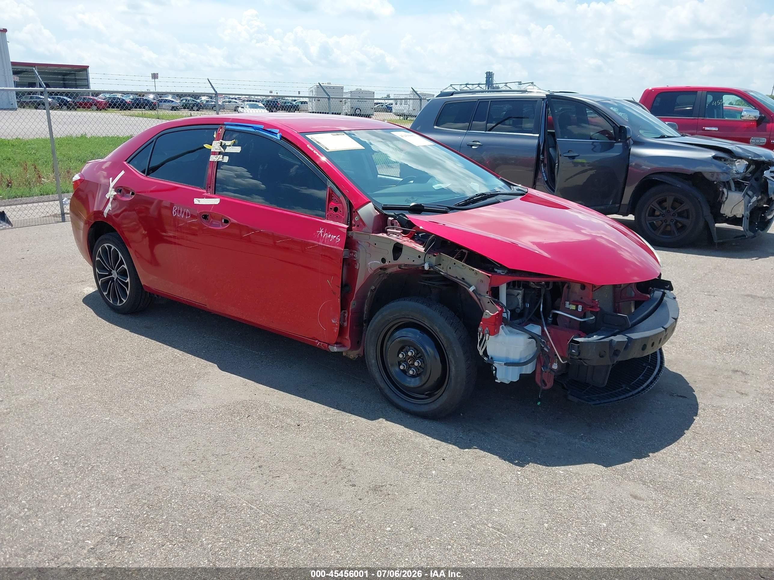 2015 Toyota Corolla S Plus Red vin: 2T1BURHE2FC451446