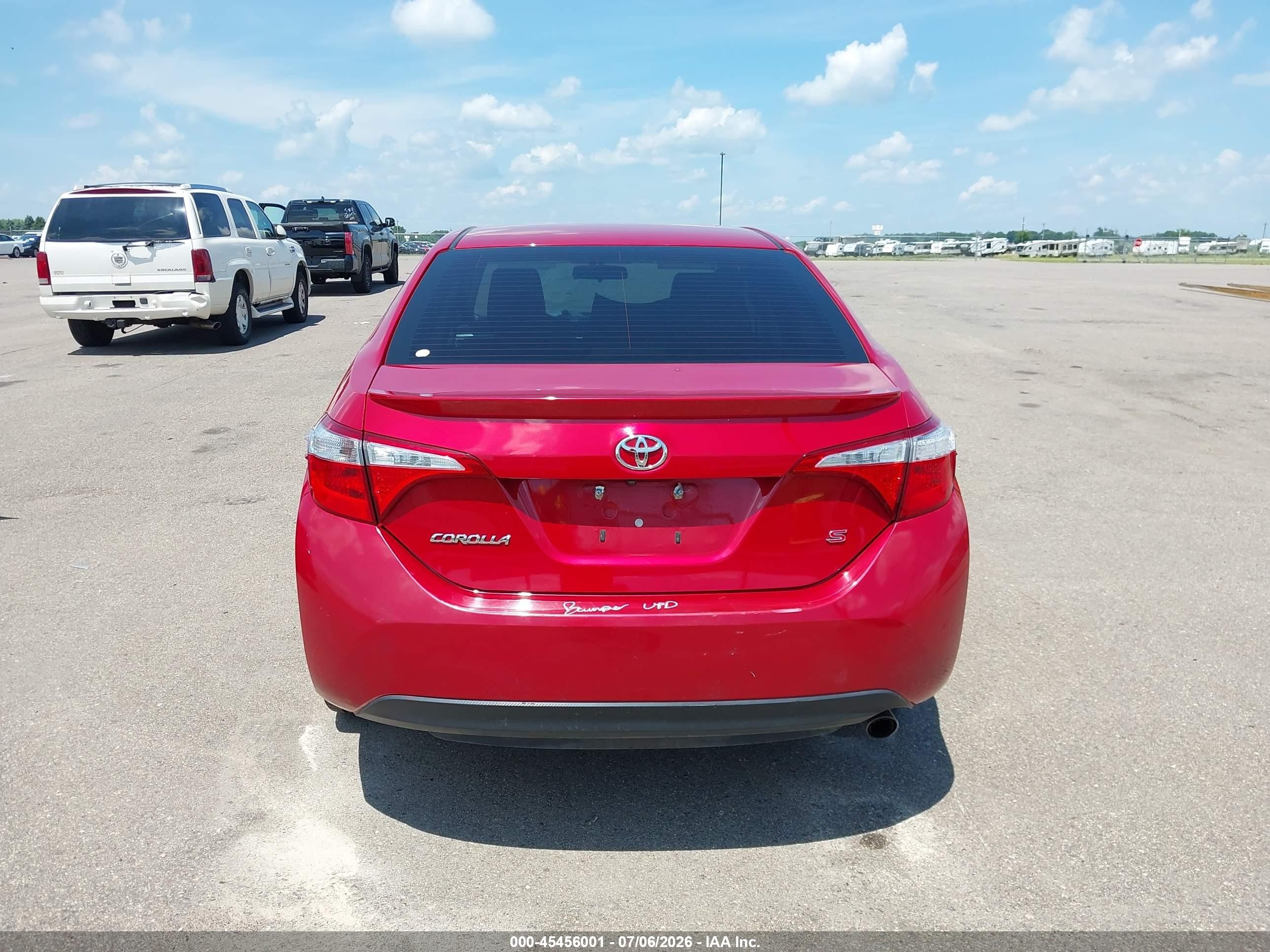 2015 Toyota Corolla S Plus Red vin: 2T1BURHE2FC451446