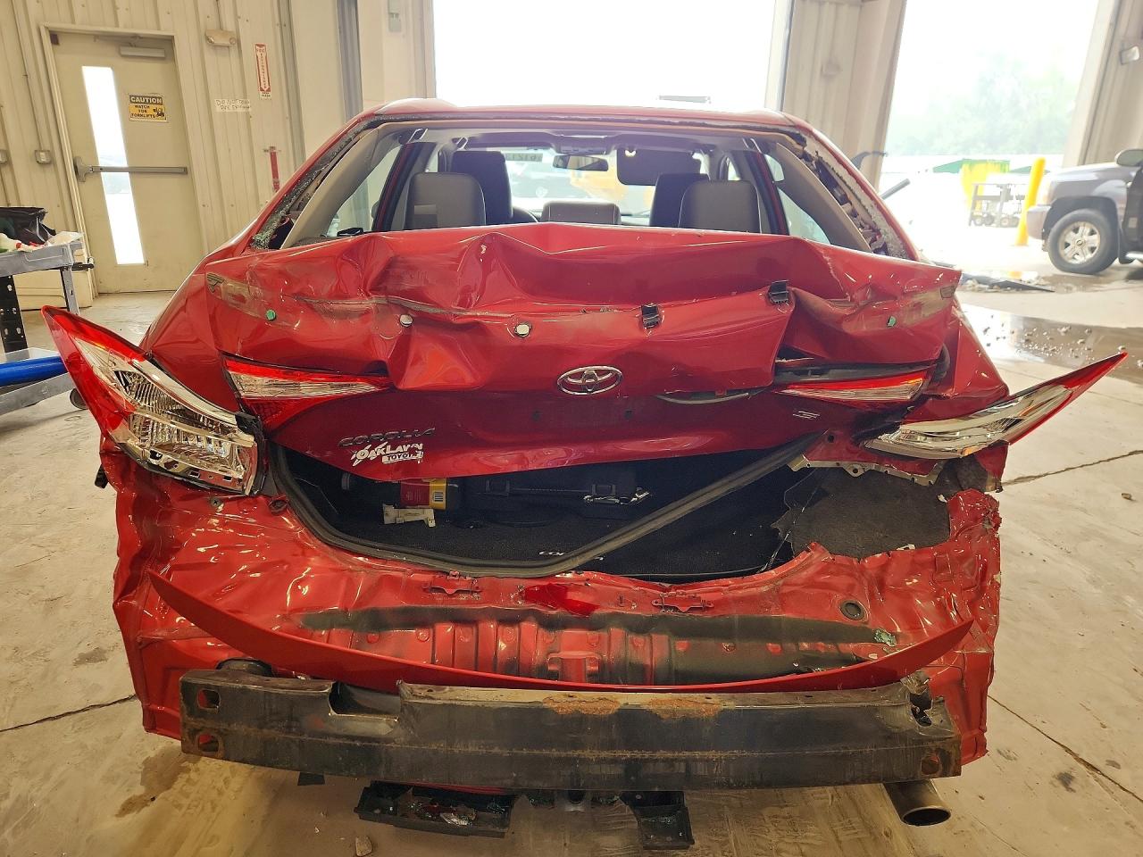 2015 Toyota Corolla S Plus Red vin: 2T1BURHE2FC453455