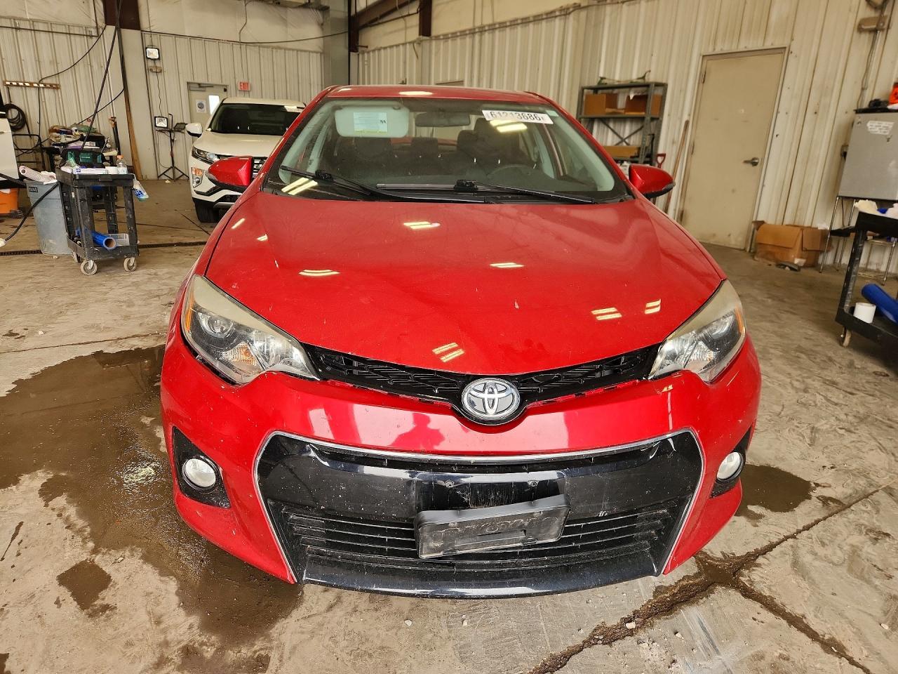 2015 Toyota Corolla S Plus Red vin: 2T1BURHE2FC453455