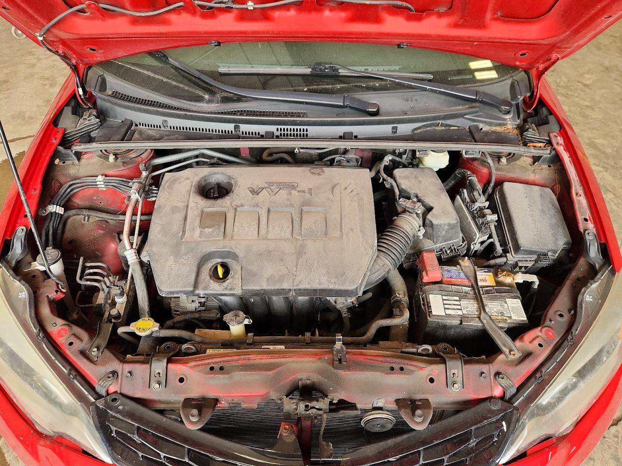 2015 Toyota Corolla S Plus Red vin: 2T1BURHE2FC453455
