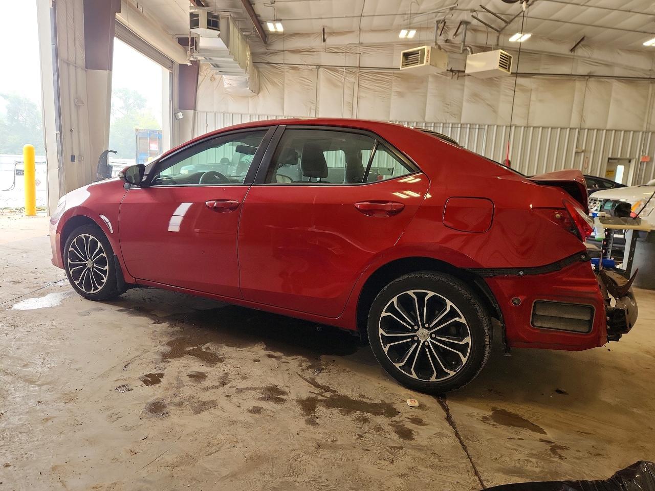 2015 Toyota Corolla S Plus Red vin: 2T1BURHE2FC453455