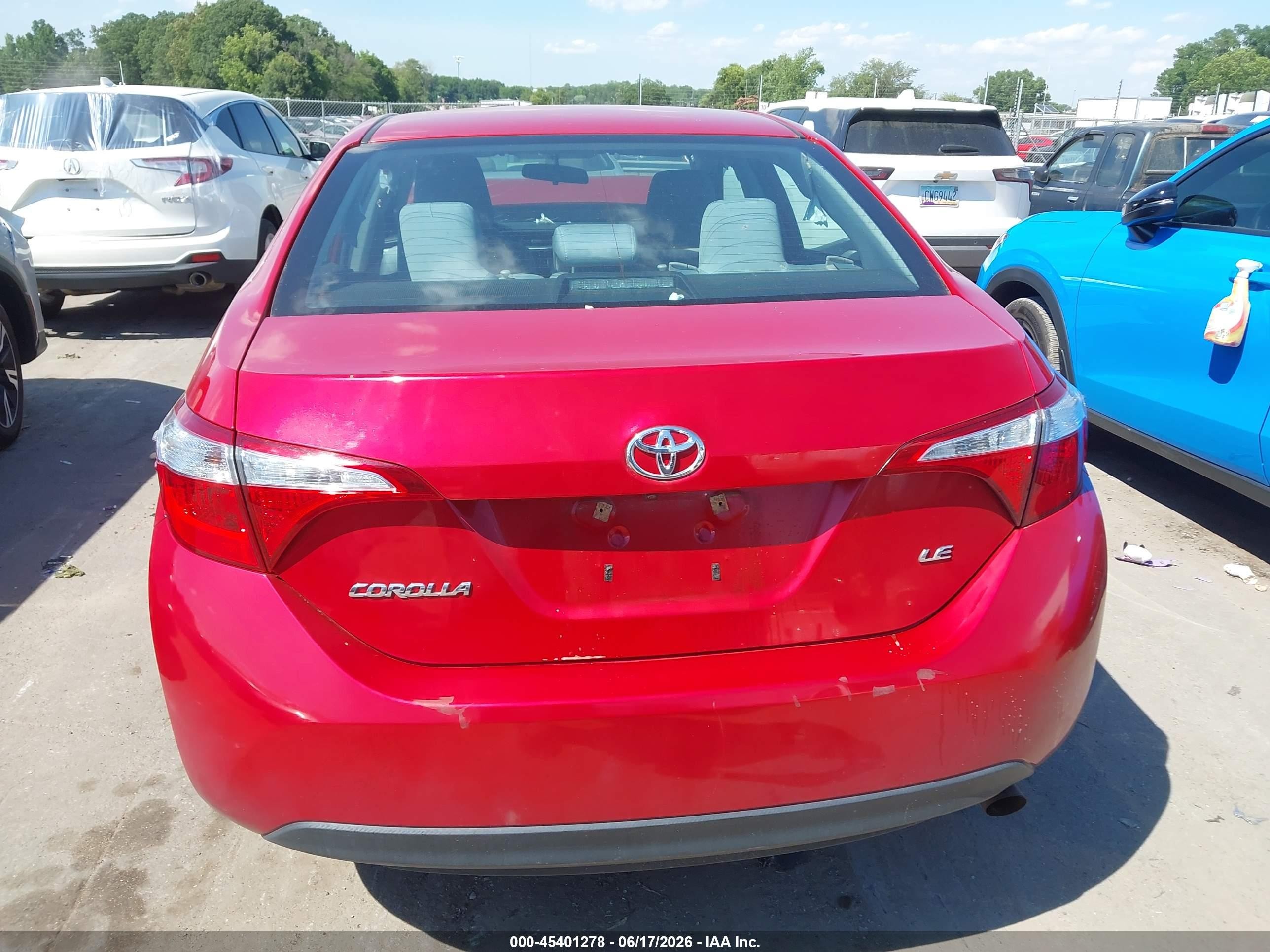 2015 Toyota Corolla Le Red vin: 2T1BURHE2FC476945