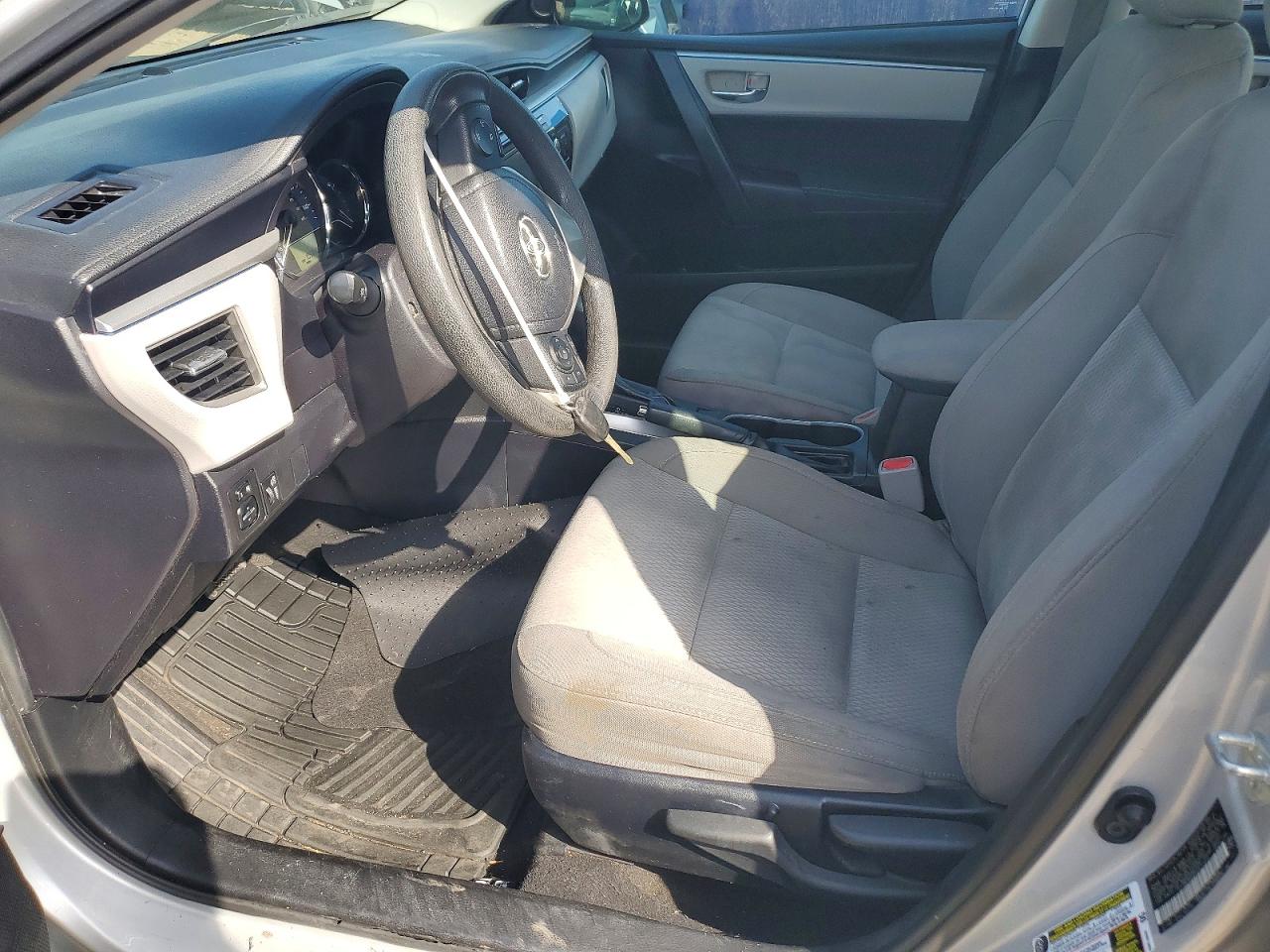 2015 Toyota Corolla Le Silver vin: 2T1BURHE2FC477674