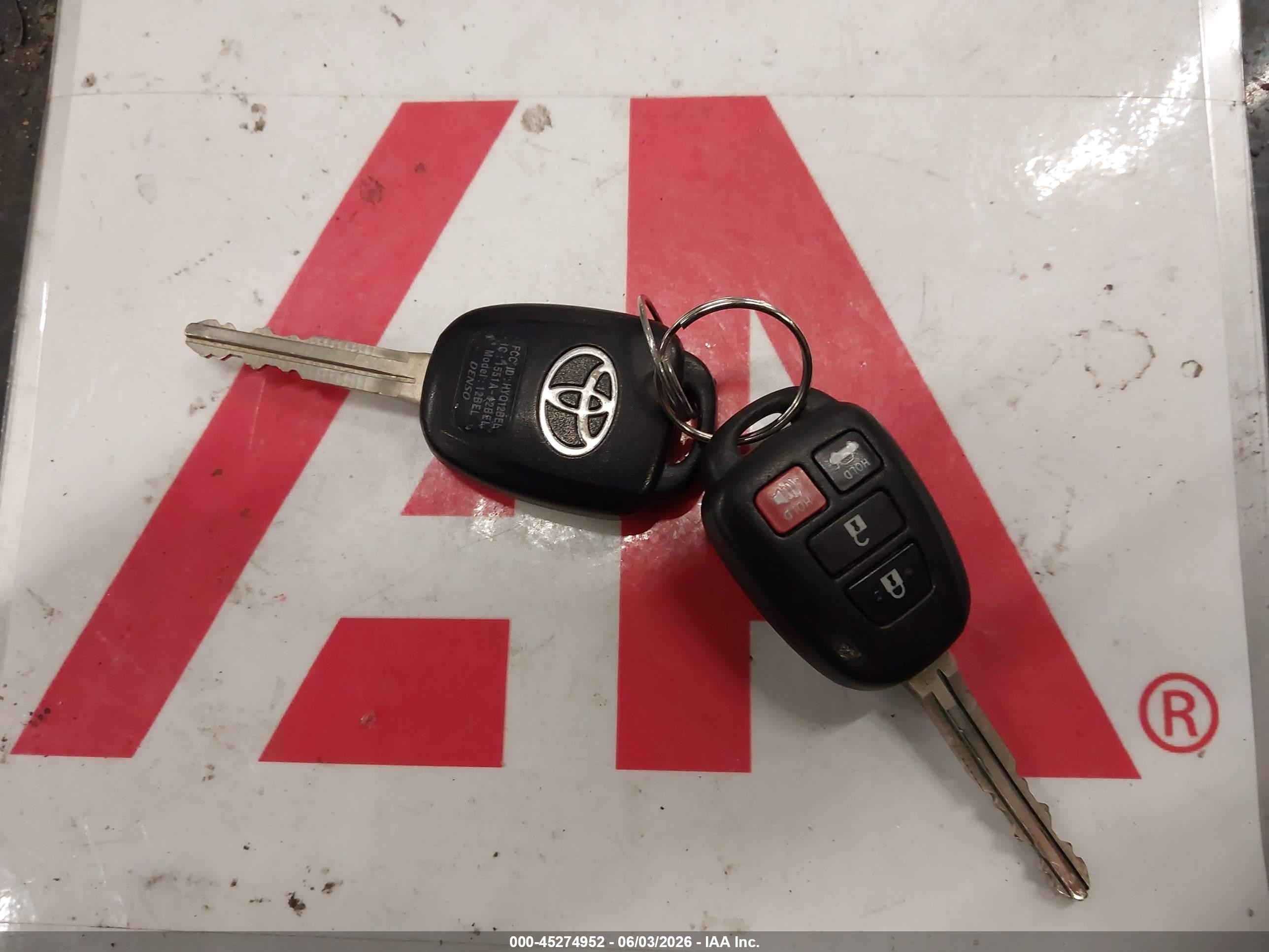 2015 Toyota Corolla S Plus Black vin: 2T1BURHE2FC477979