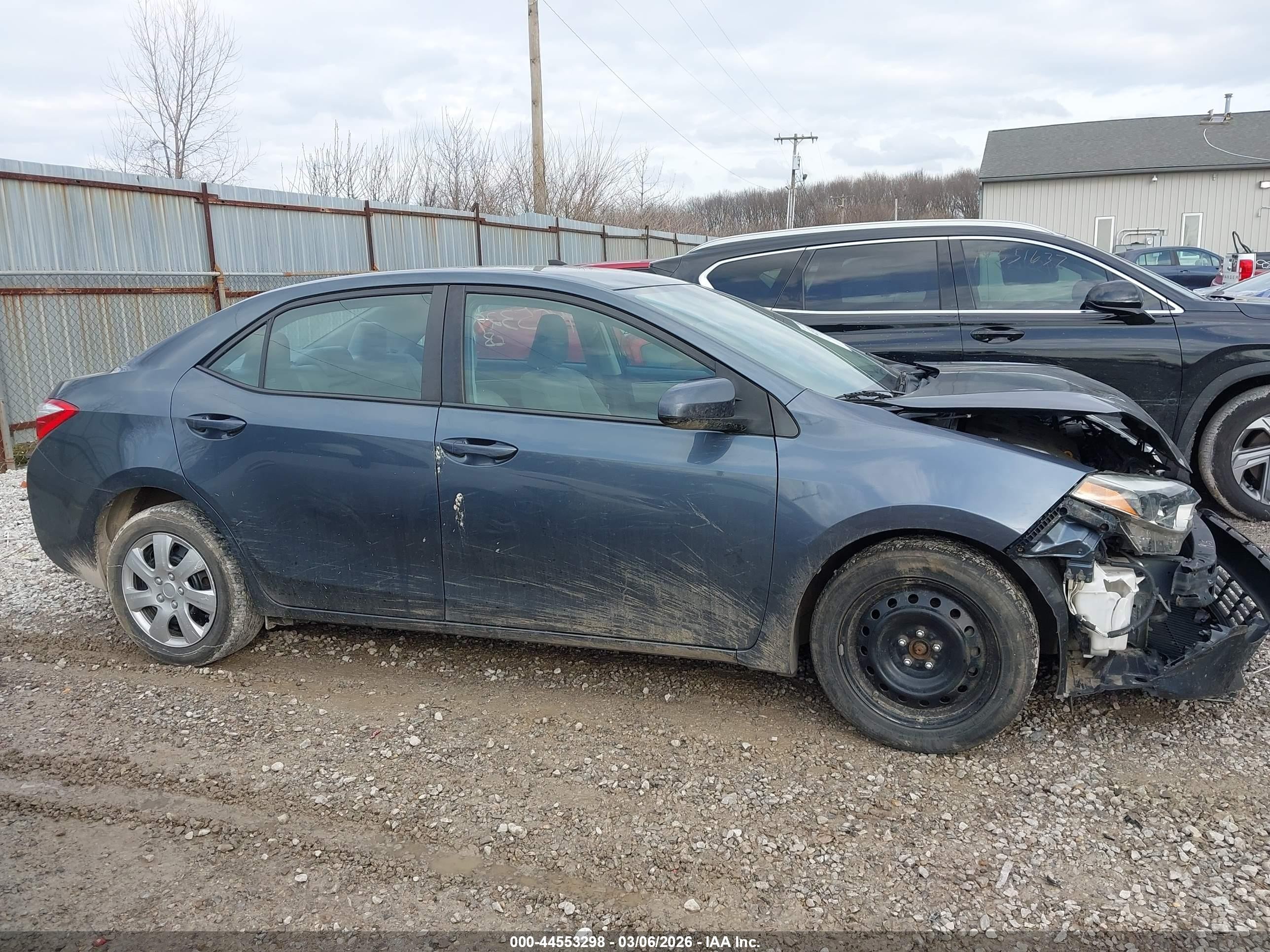 2016 Toyota Corolla Le Dark Blue vin: 2T1BURHE2GC555646
