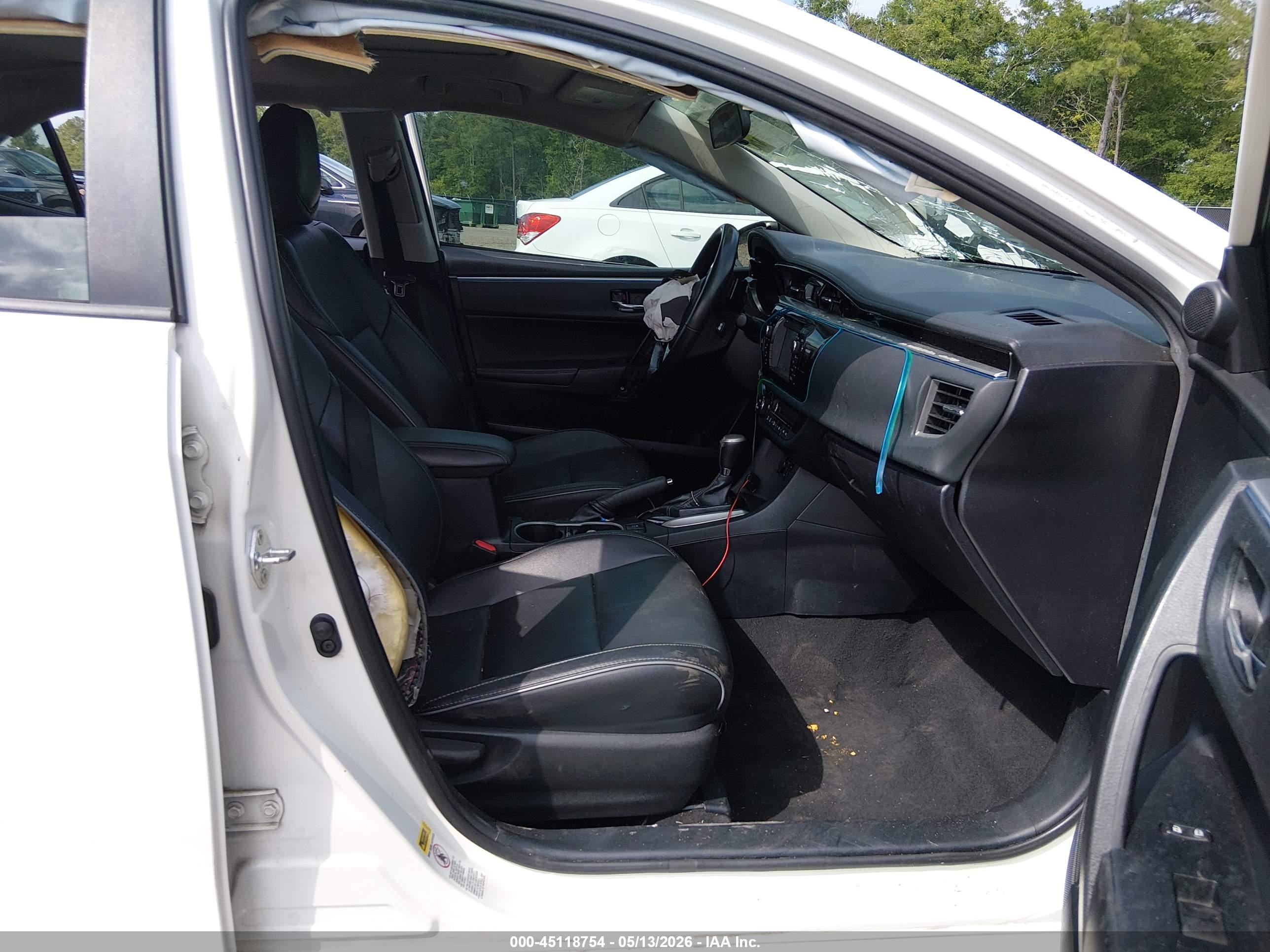 2016 Toyota Corolla   White vin: 2T1BURHE2GC559485