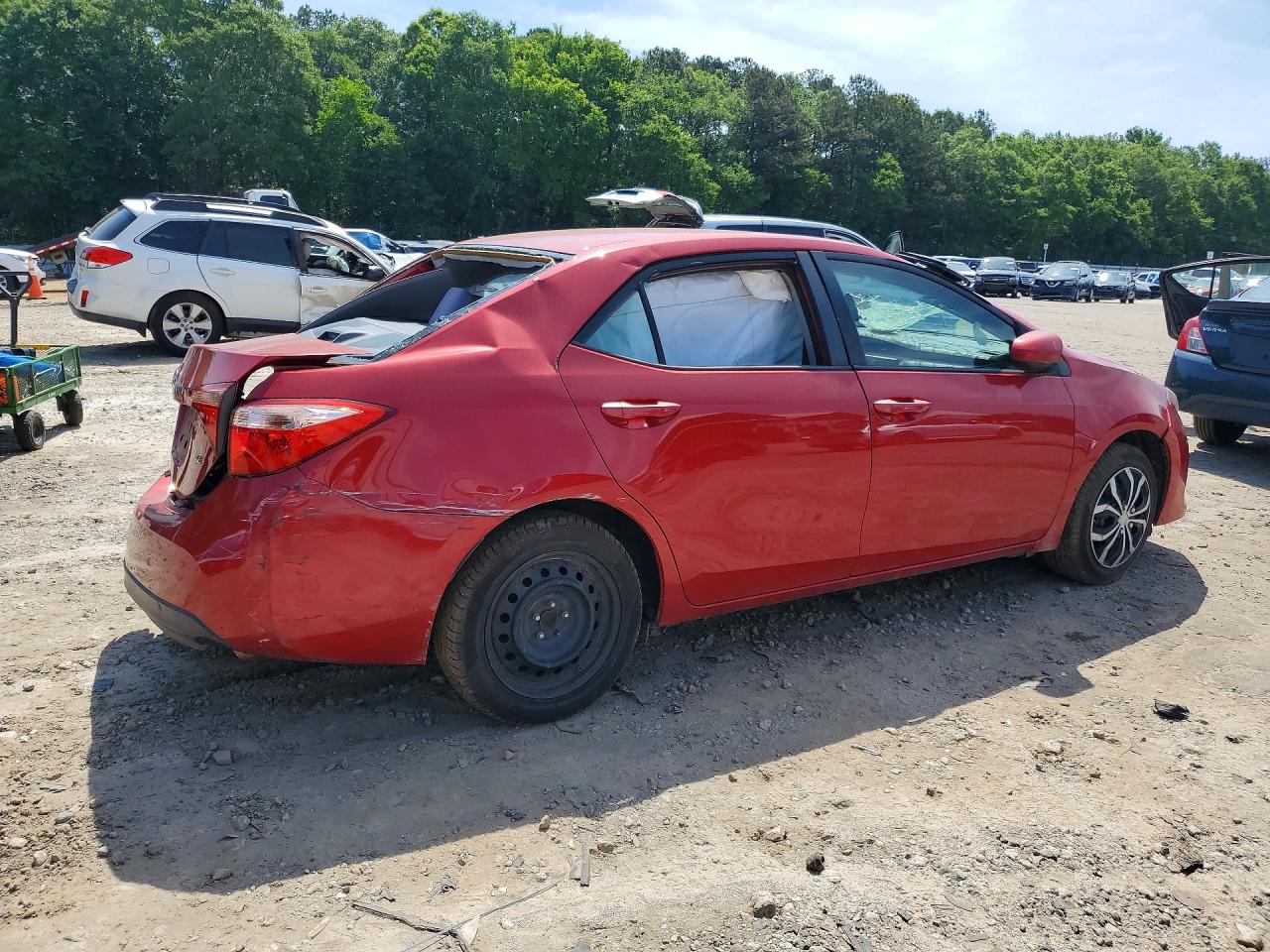 2017 Toyota Corolla Le Red vin: 2T1BURHE2HC802536