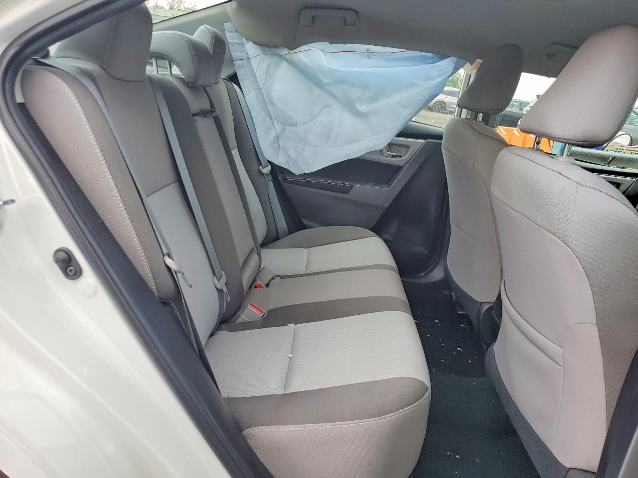 2019 Toyota Corolla Le White vin: 2T1BURHE2KC189941