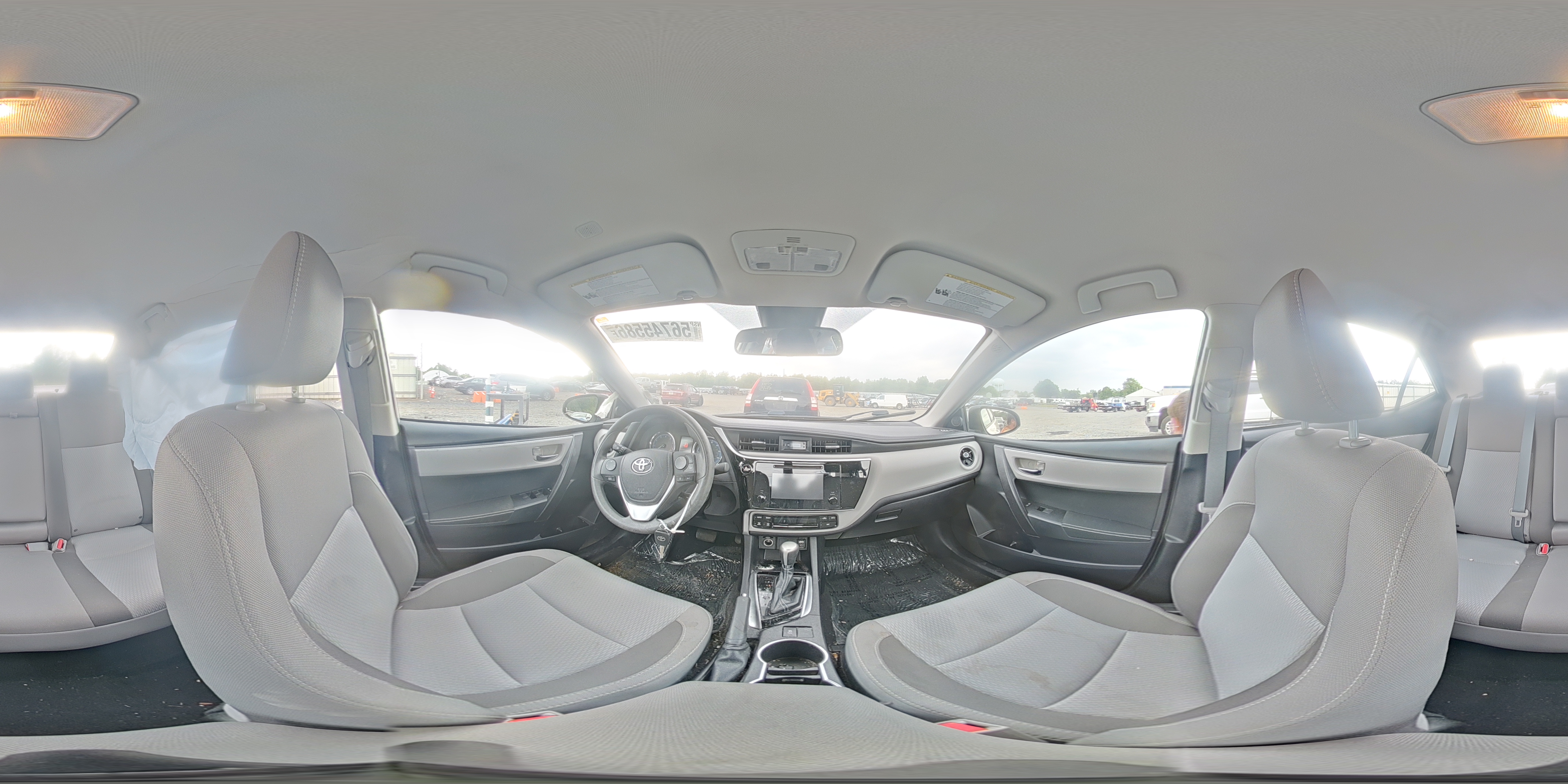 2019 Toyota Corolla Le White vin: 2T1BURHE2KC189941