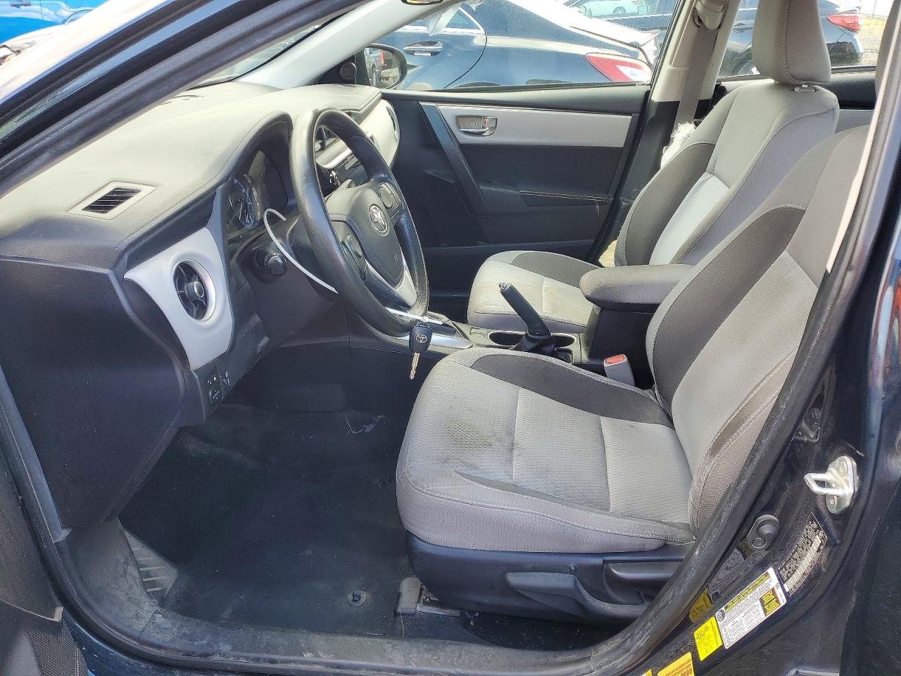 2019 Toyota Corolla Le Blue vin: 2T1BURHE2KC192676