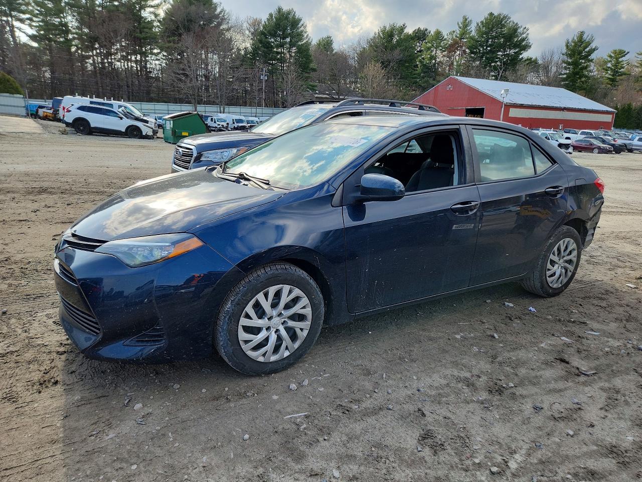 2019 Toyota Corolla Le Blue vin: 2T1BURHE2KC200484