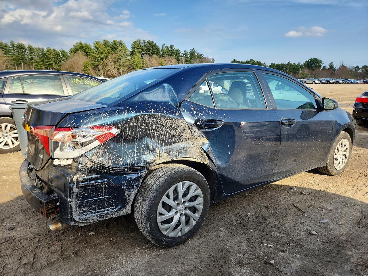 2019 Toyota Corolla Le Blue vin: 2T1BURHE2KC200484