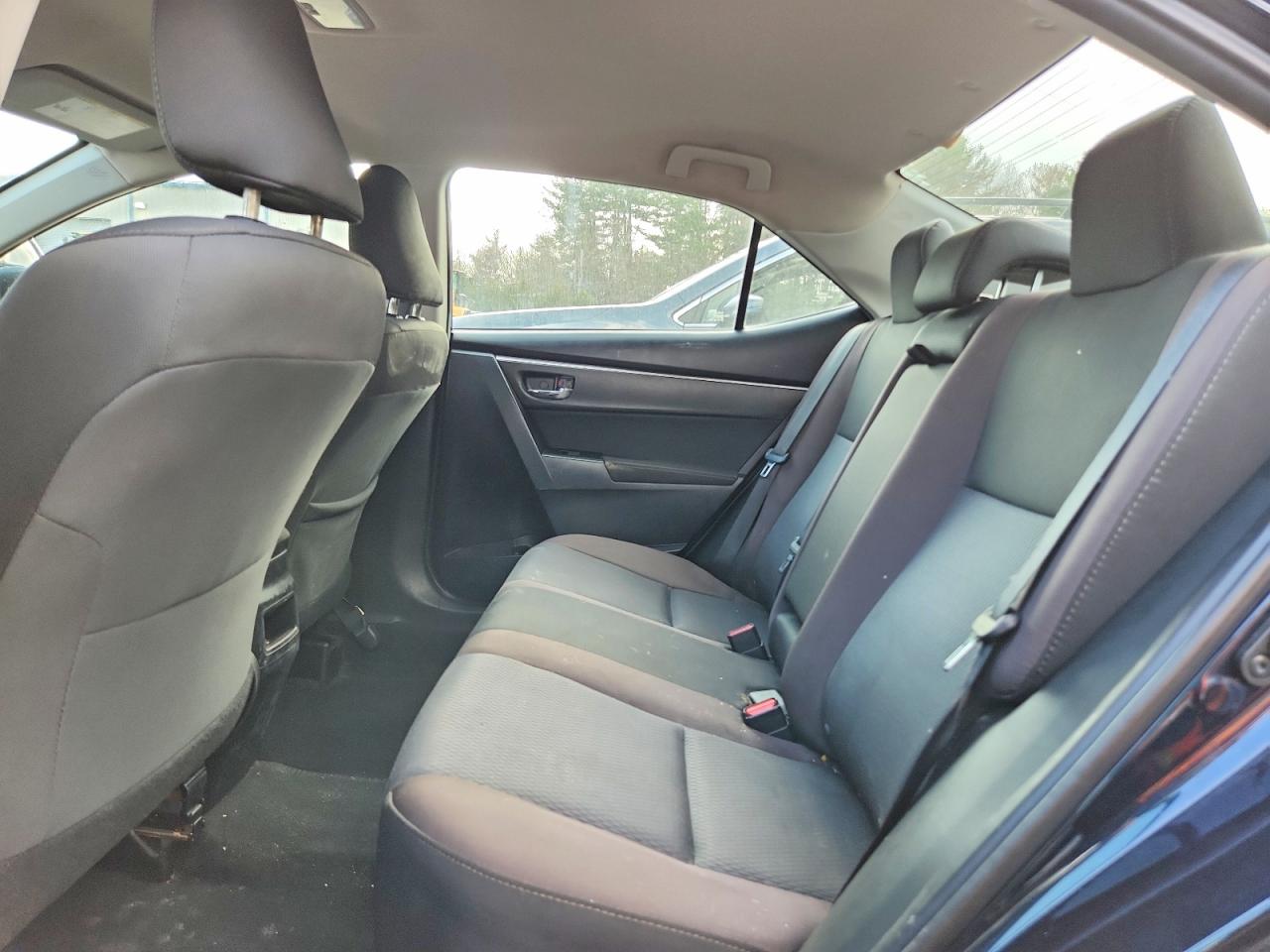 2019 Toyota Corolla Le Blue vin: 2T1BURHE2KC200484