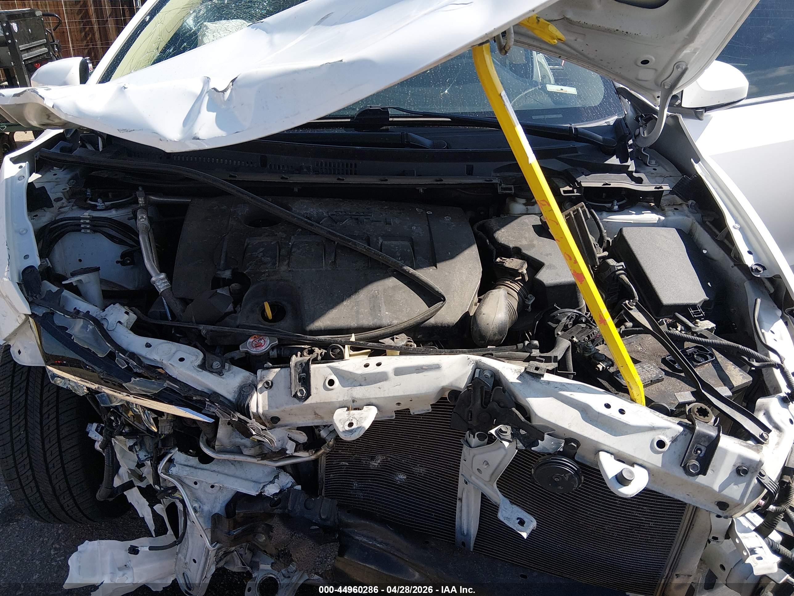 2019 Toyota Corolla Le Белый vin: 2T1BURHE2KC235834