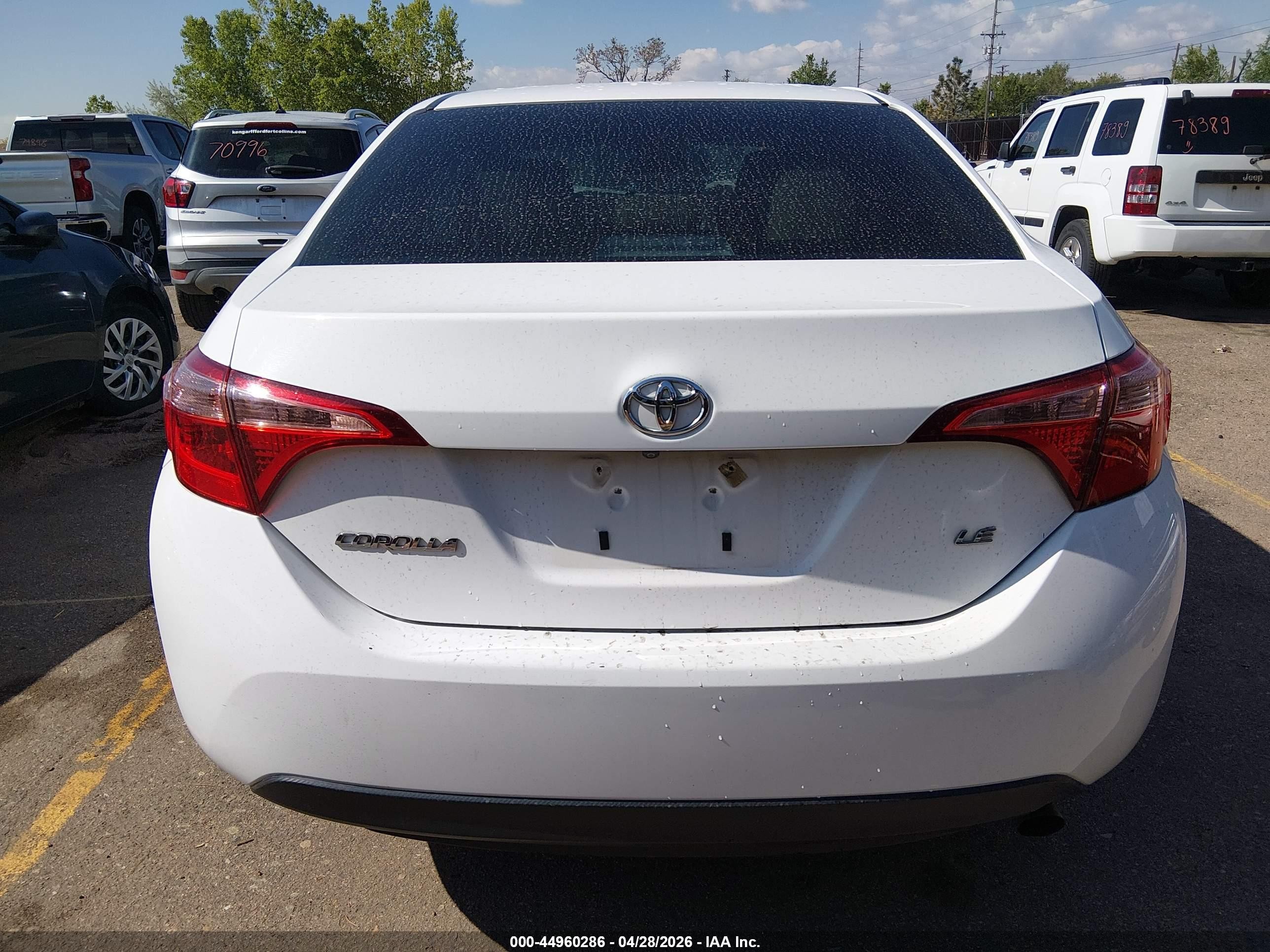 2019 Toyota Corolla Le Белый vin: 2T1BURHE2KC235834