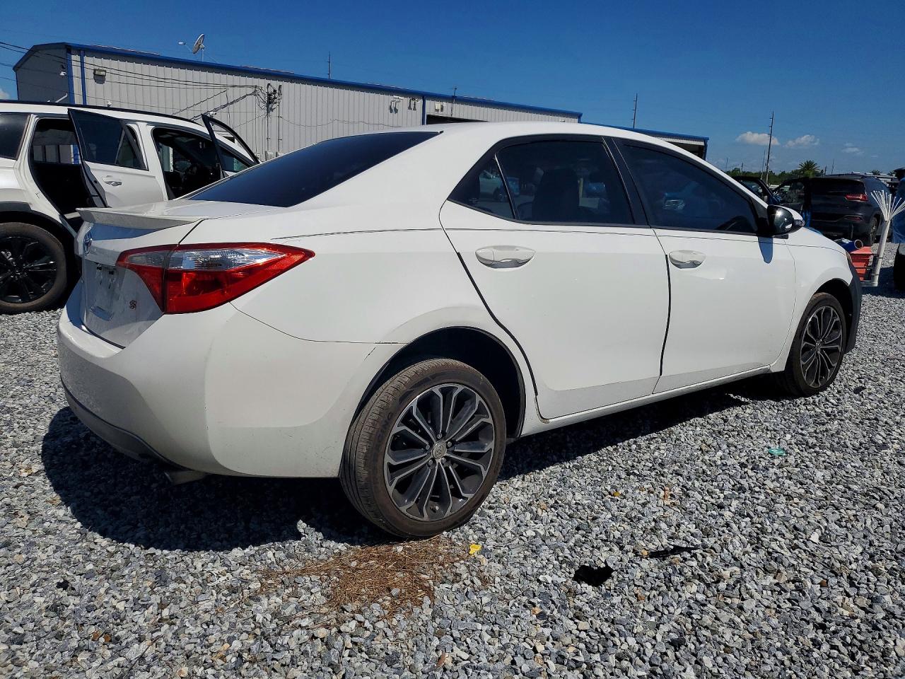 2014 Toyota Corolla S Plus White vin: 2T1BURHE3EC002579