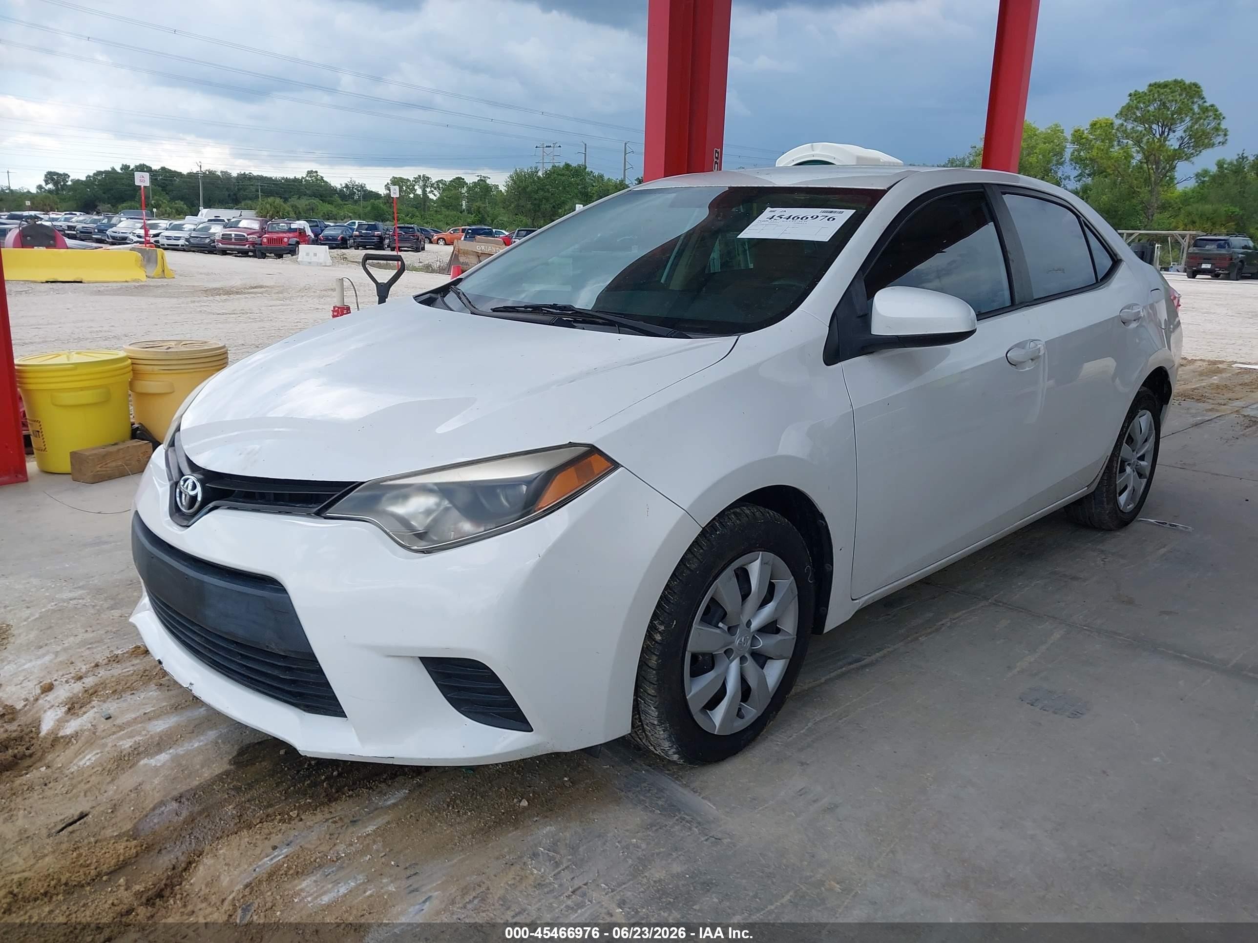 2014 Toyota Corolla Le White vin: 2T1BURHE3EC004221