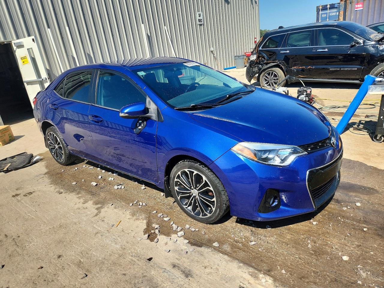2014 Toyota Corolla S Plus Blue vin: 2T1BURHE3EC004753