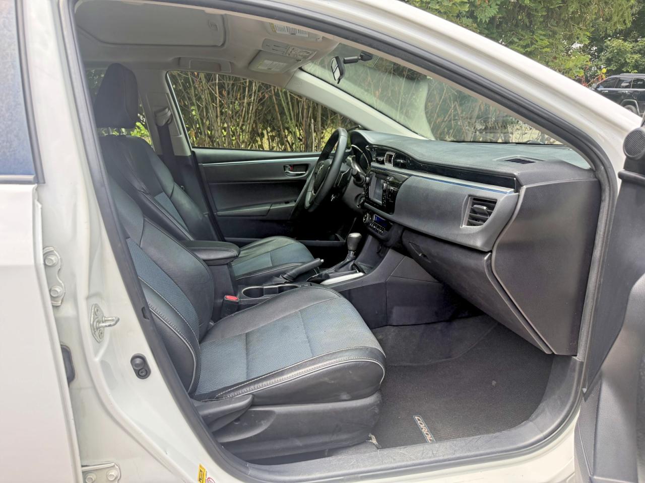2014 Toyota Corolla S Plus Белый vin: 2T1BURHE3EC027496