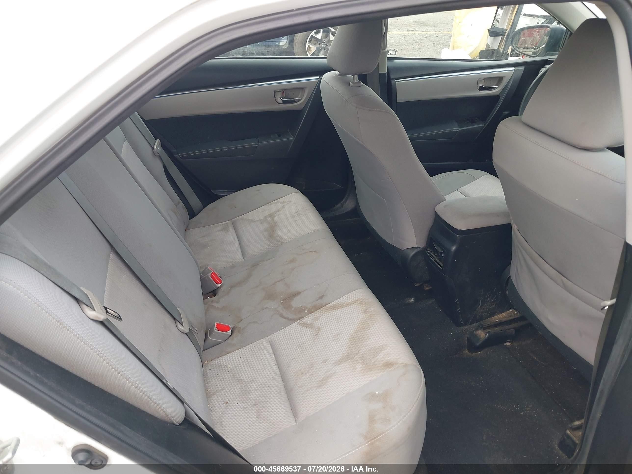 2014 Toyota Corolla Le White vin: 2T1BURHE3EC028776