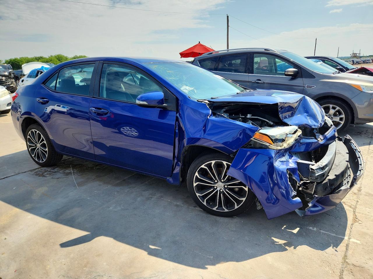 2014 Toyota Corolla S Plus Blue vin: 2T1BURHE3EC043522