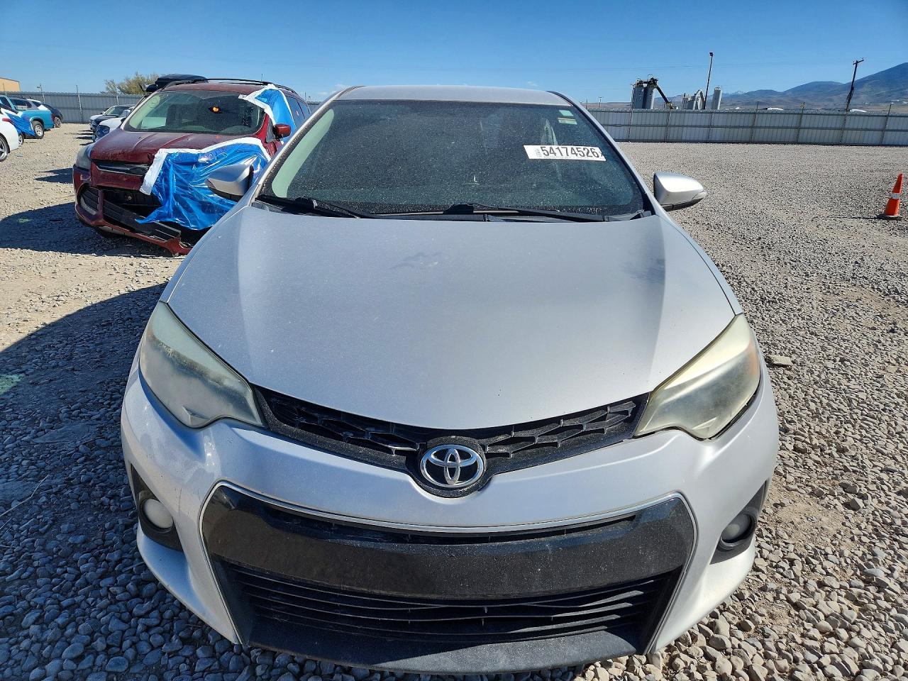 2014 Toyota Corolla S Plus Silver vin: 2T1BURHE3EC112371