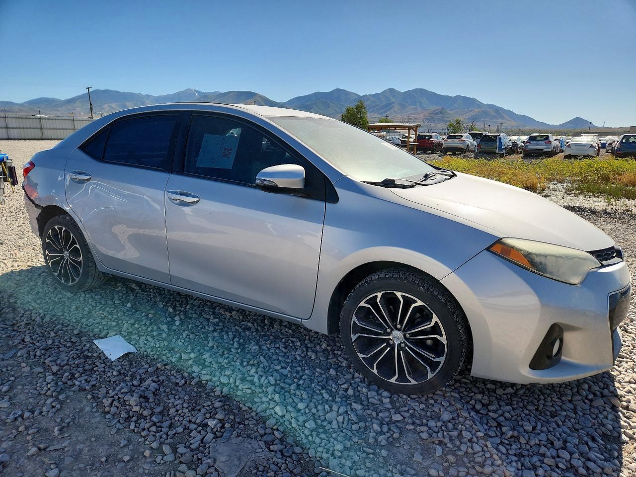 2014 Toyota Corolla S Plus Silver vin: 2T1BURHE3EC112371