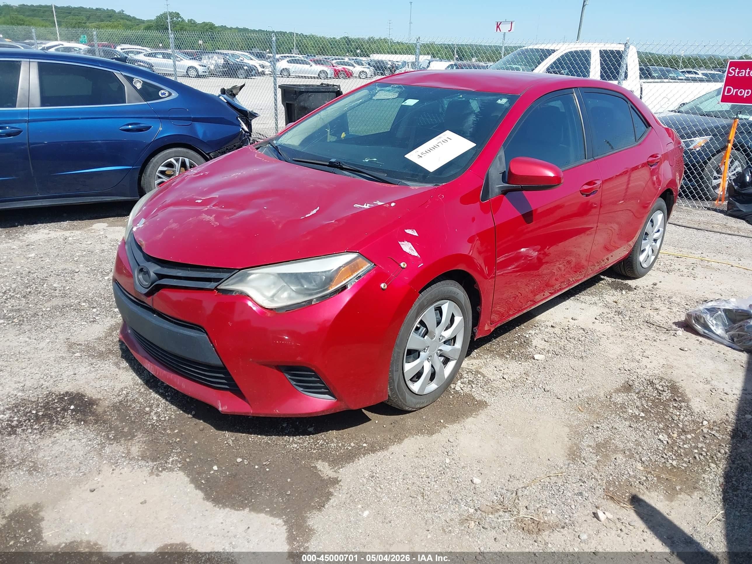 2014 Toyota Corolla Le Red vin: 2T1BURHE3EC112726