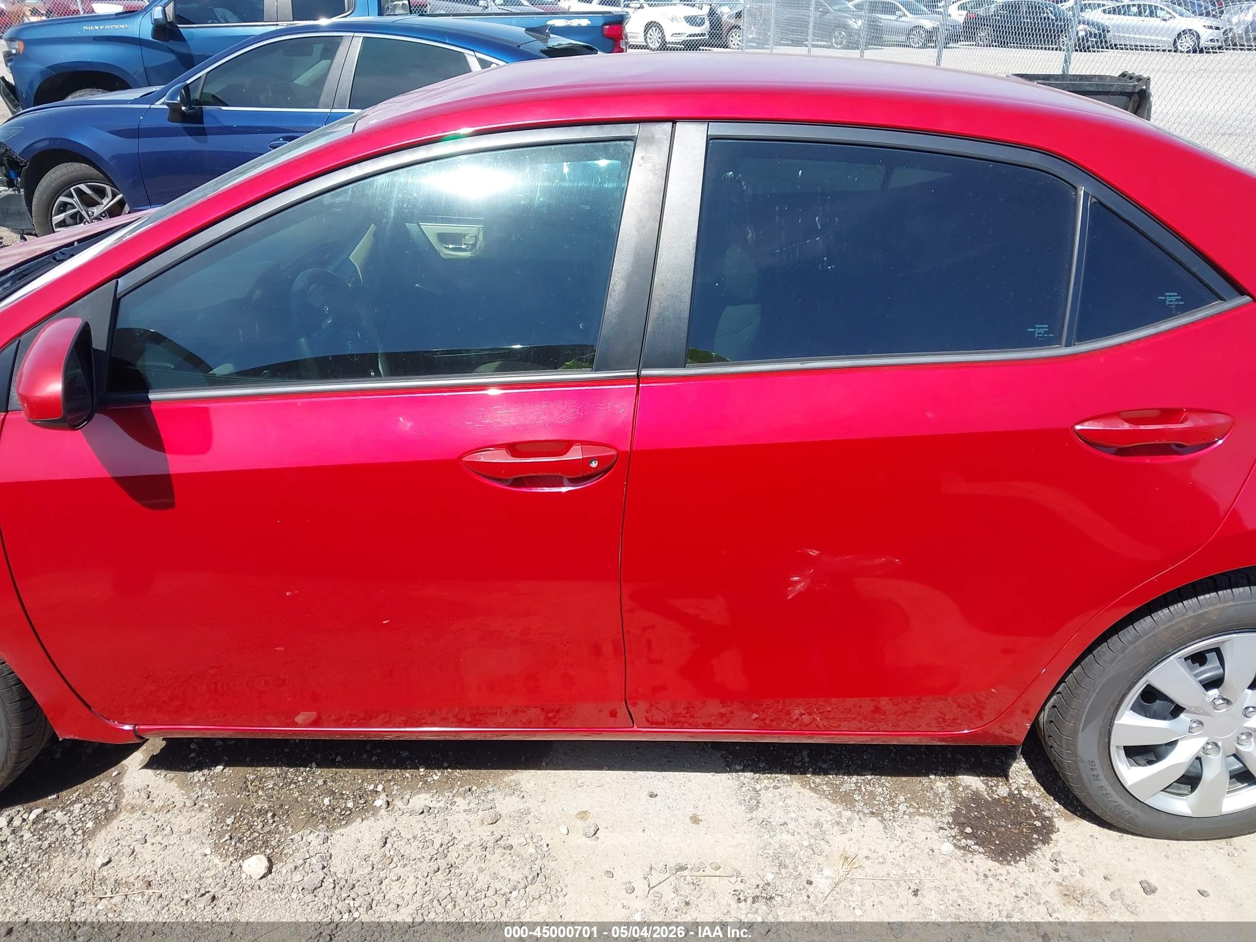 2014 Toyota Corolla Le Red vin: 2T1BURHE3EC112726