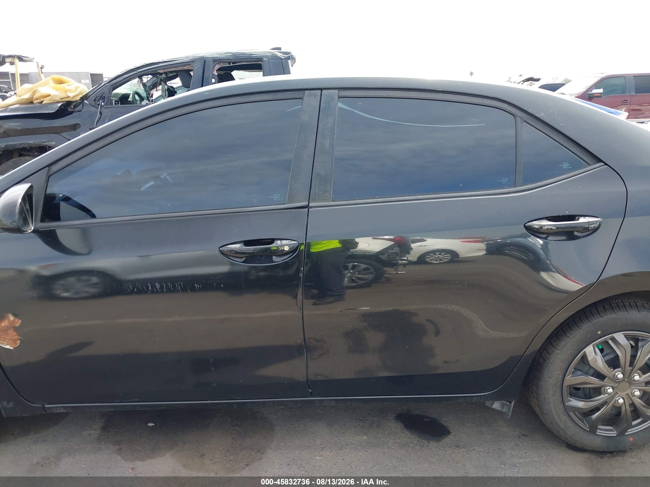 2014 Toyota Corolla Le Black vin: 2T1BURHE3EC128425