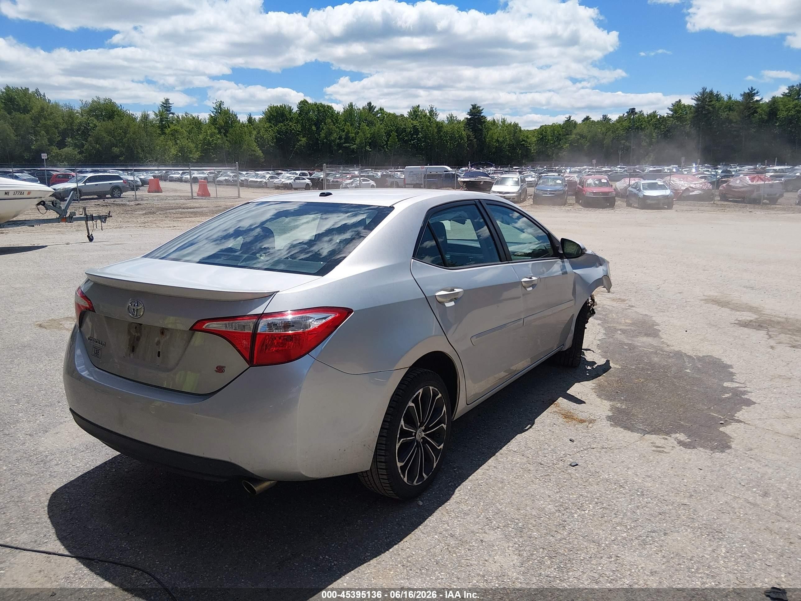 2014 Toyota Corolla S Plus Silver vin: 2T1BURHE3EC139067