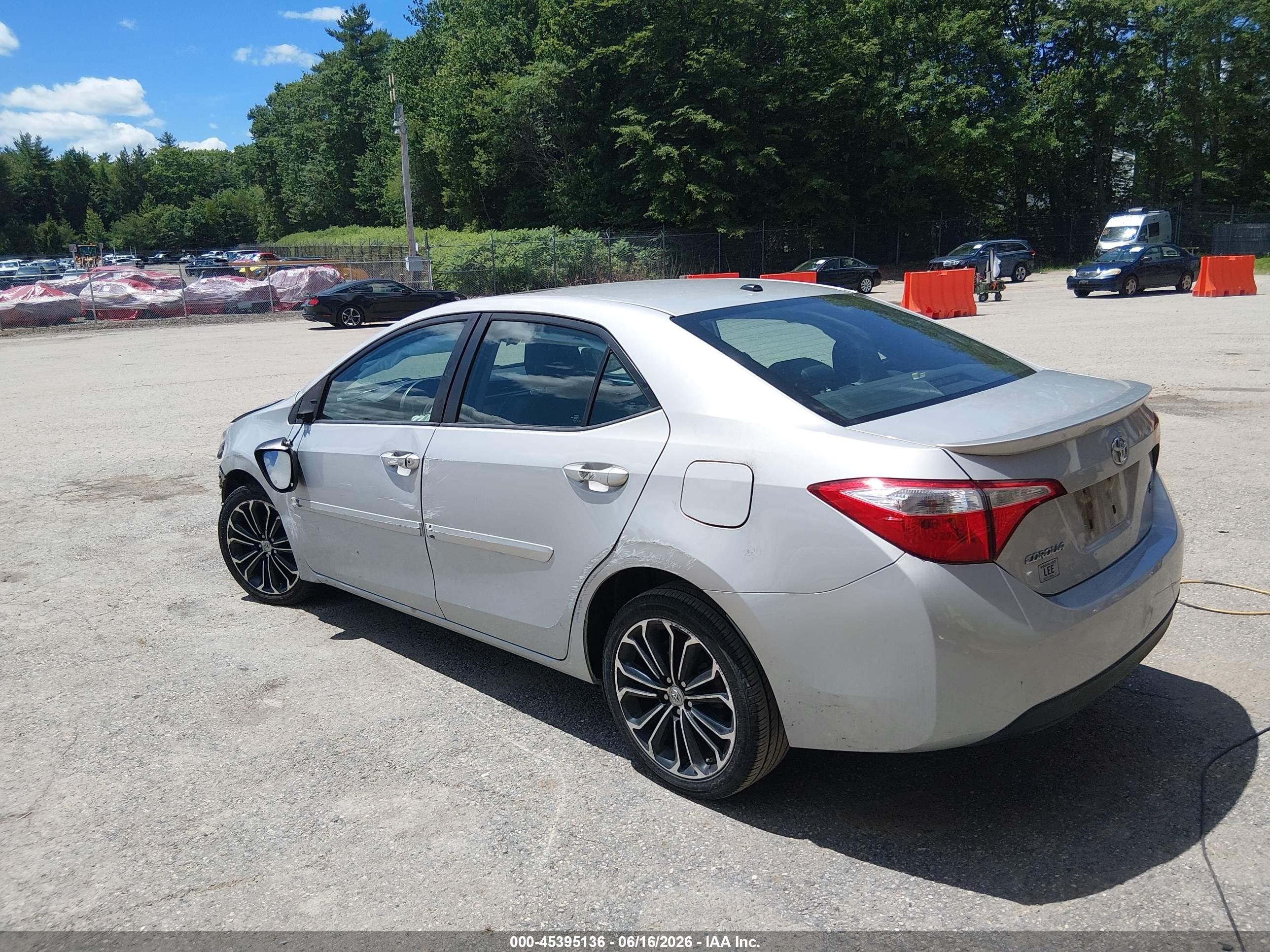 2014 Toyota Corolla S Plus Silver vin: 2T1BURHE3EC139067