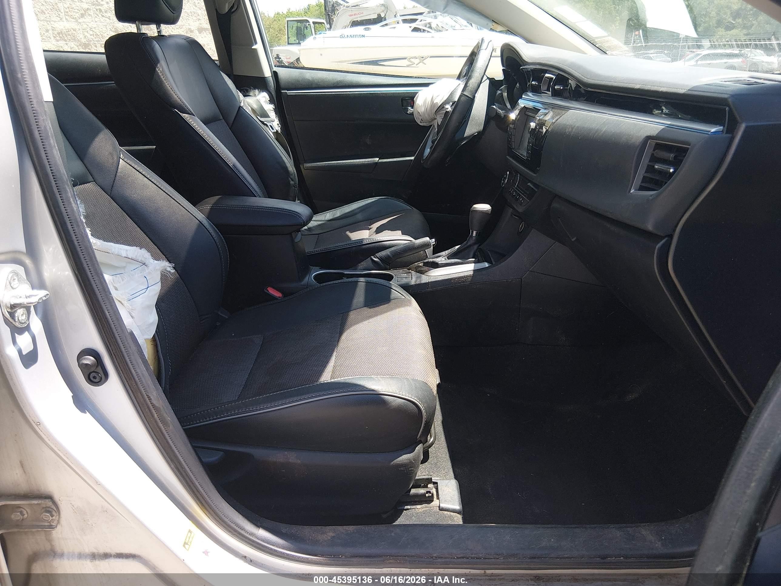 2014 Toyota Corolla S Plus Silver vin: 2T1BURHE3EC139067