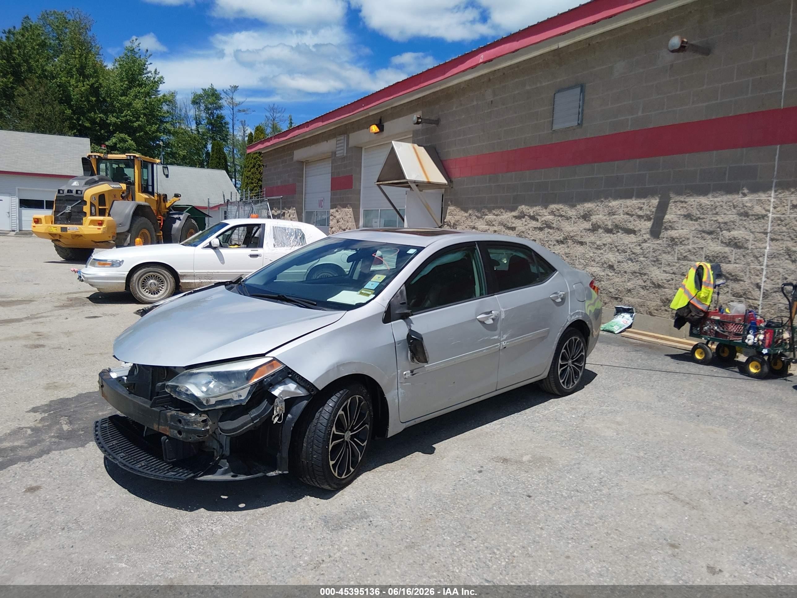 2014 Toyota Corolla S Plus Silver vin: 2T1BURHE3EC139067