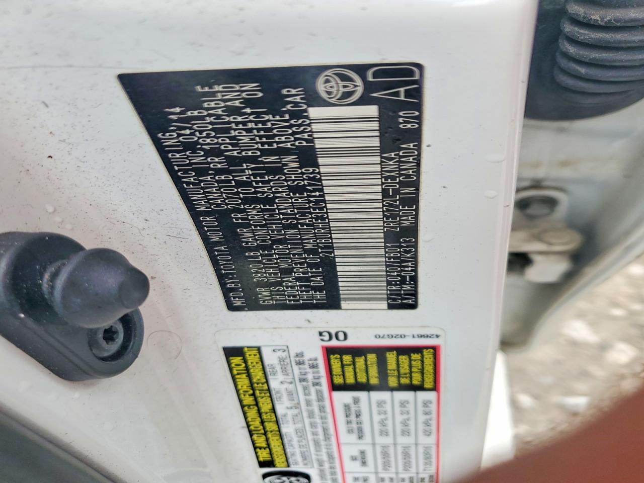 2014 Toyota Corolla Le White vin: 2T1BURHE3EC141739