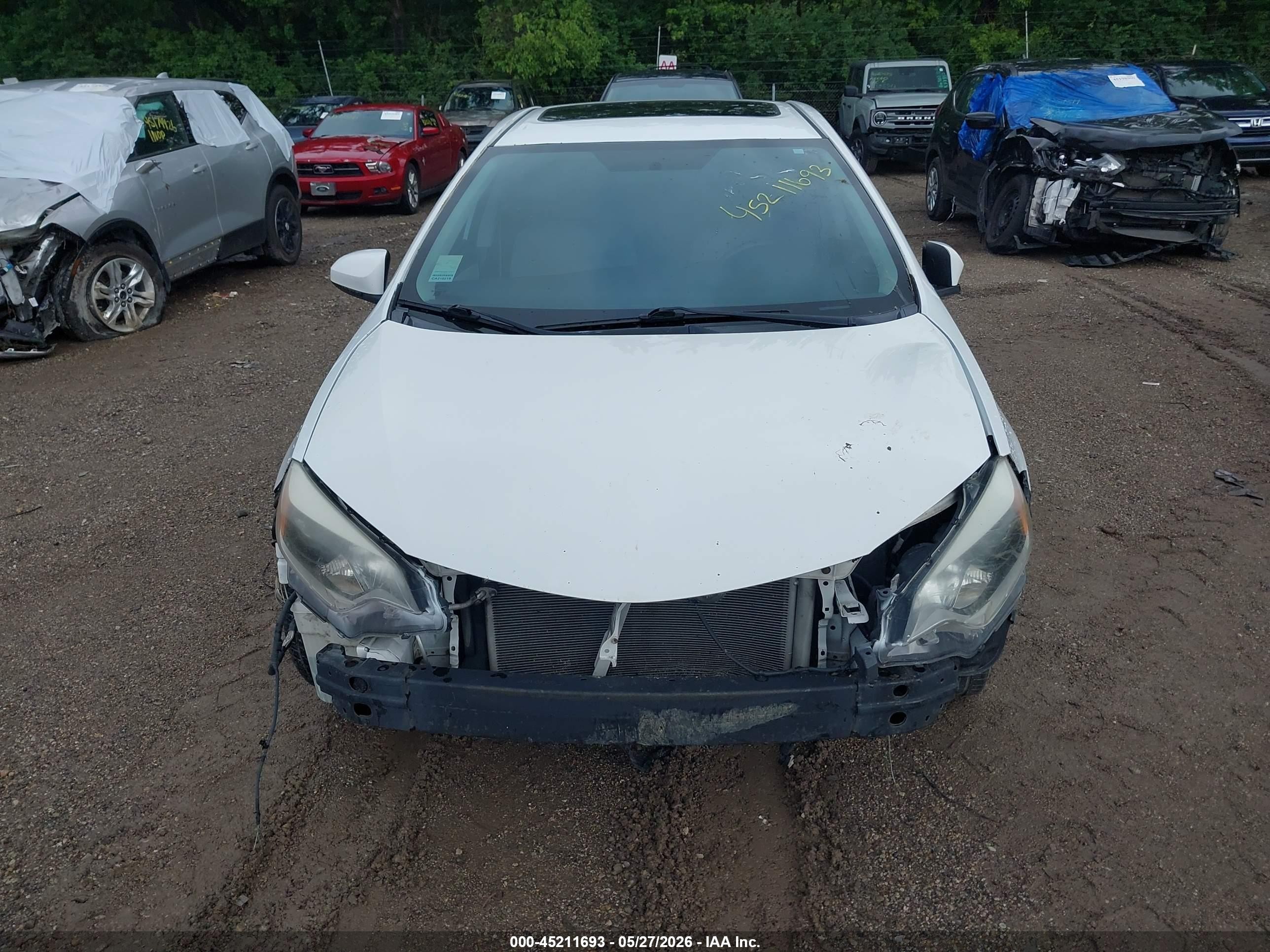 2014 Toyota Corolla Le Plus White vin: 2T1BURHE3EC150344