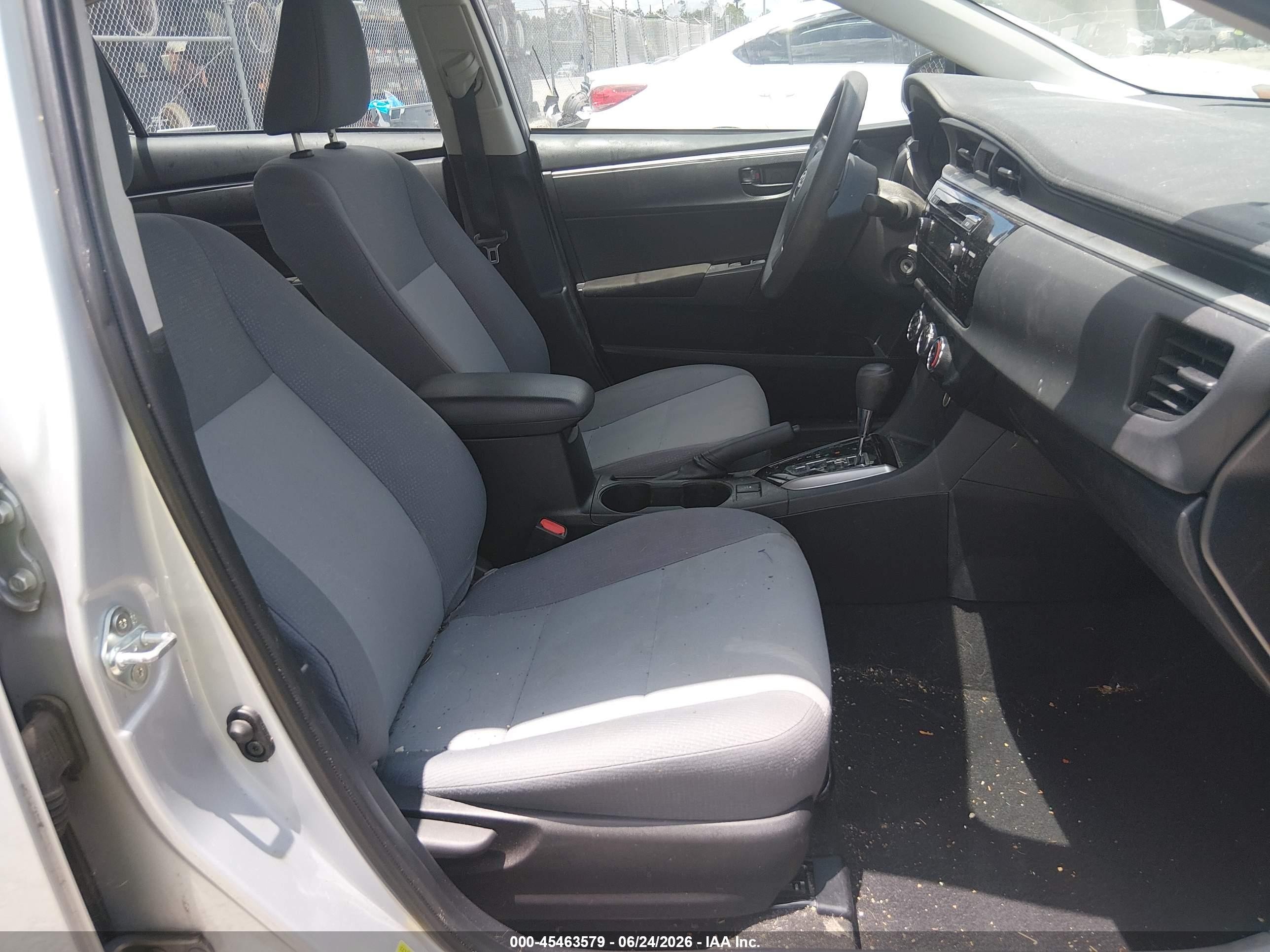 2014 Toyota Corolla L Silver vin: 2T1BURHE3EC166866