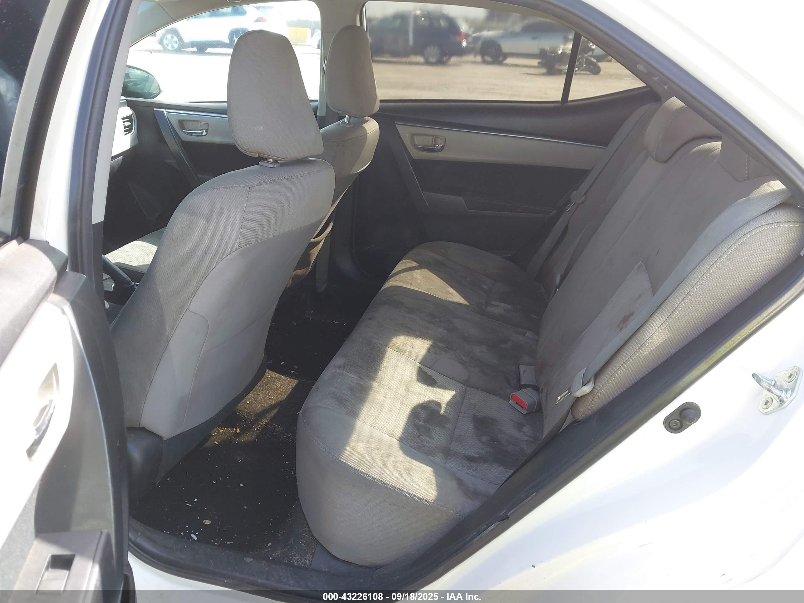 2014 Toyota Corolla Le Plus White vin: 2T1BURHE3EC175275
