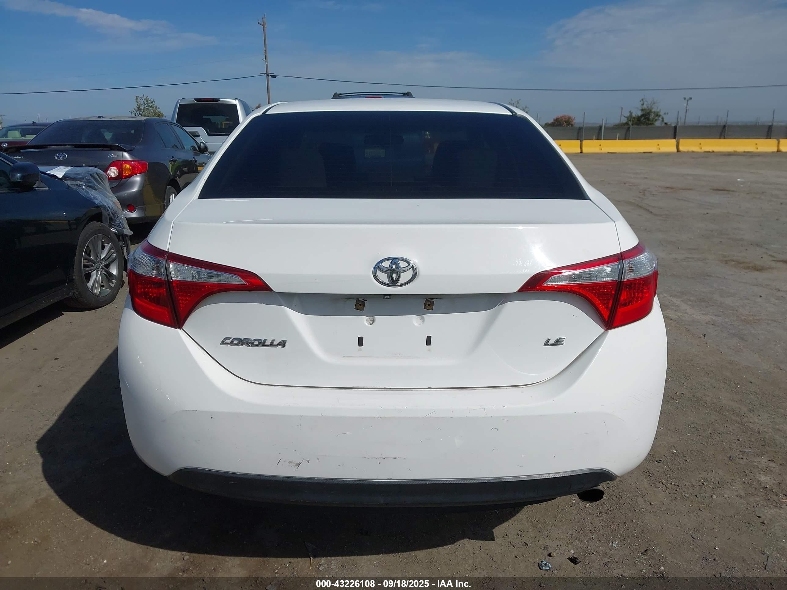 2014 Toyota Corolla Le Plus White vin: 2T1BURHE3EC175275