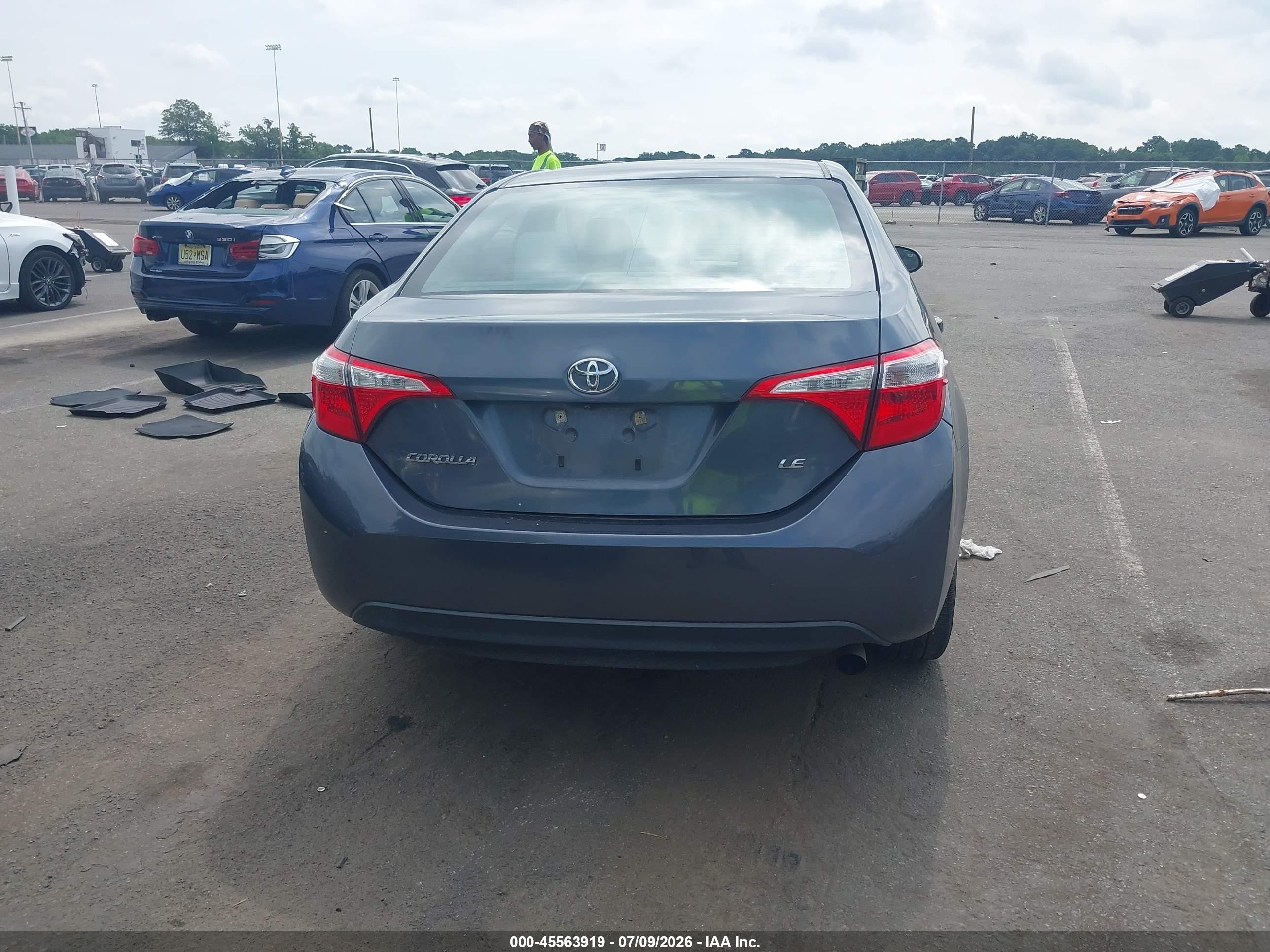 2014 Toyota Corolla Le Blue vin: 2T1BURHE3EC195476