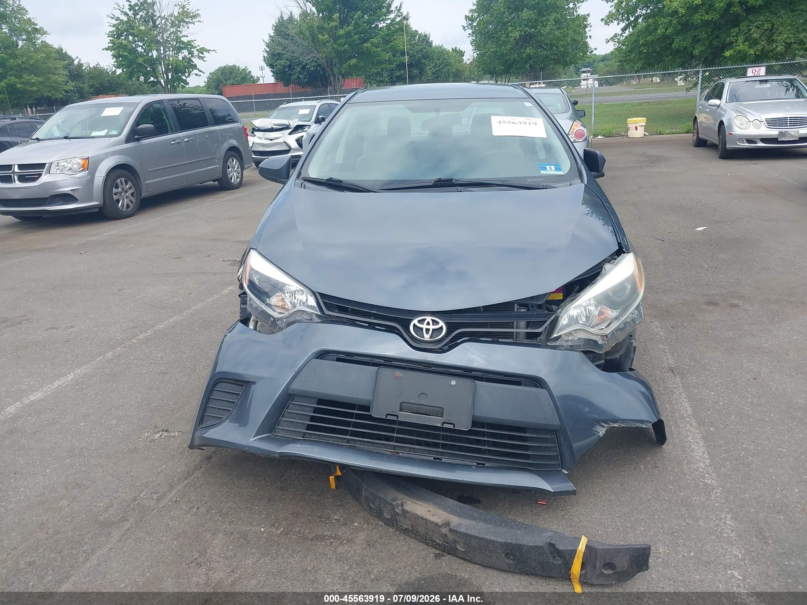 2014 Toyota Corolla Le Blue vin: 2T1BURHE3EC195476