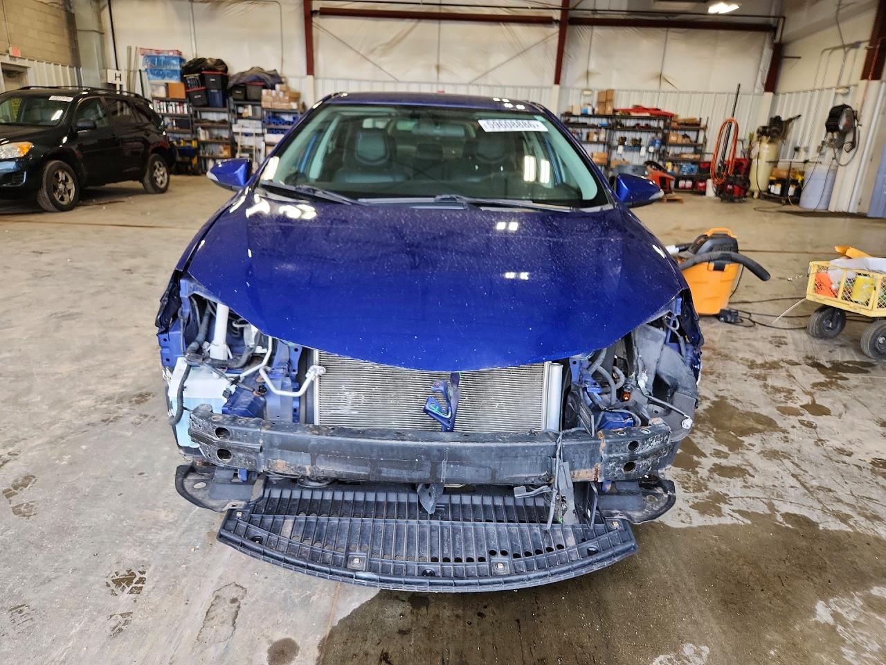 2014 Toyota Corolla S Plus Blue vin: 2T1BURHE3EC197406