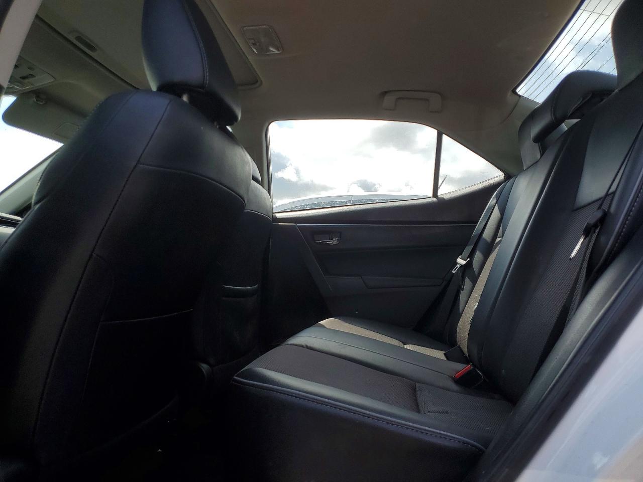 2014 Toyota Corolla L White vin: 2T1BURHE3EC200983