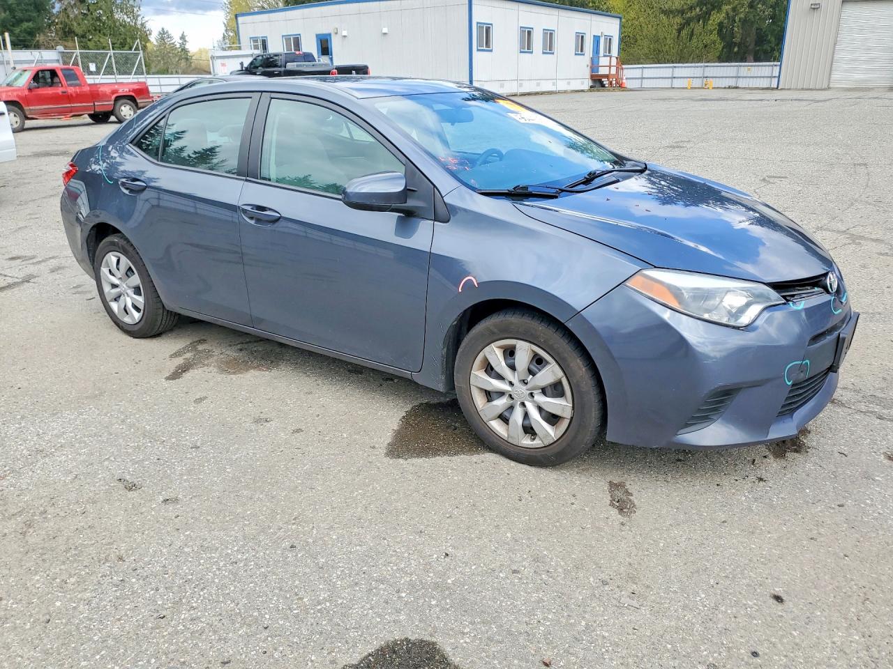 2014 Toyota Corolla Le Blue vin: 2T1BURHE3EC205116