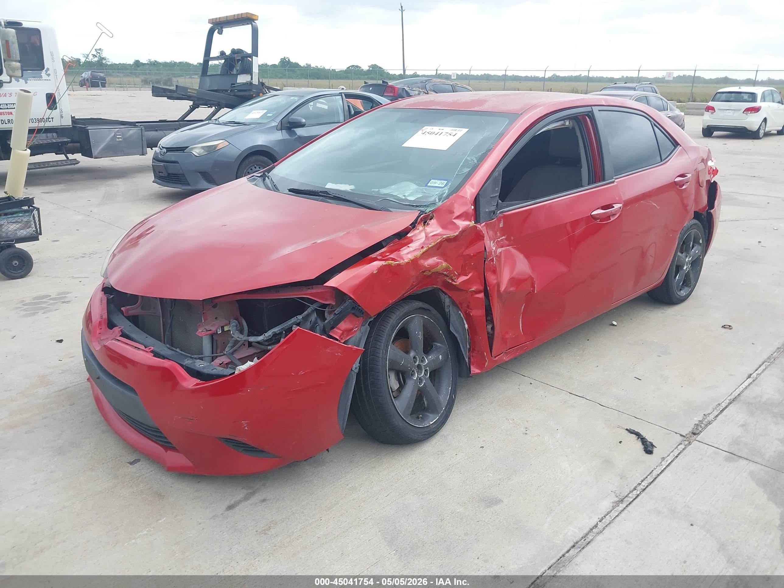 2014 Toyota Corolla Le Red vin: 2T1BURHE3EC209411