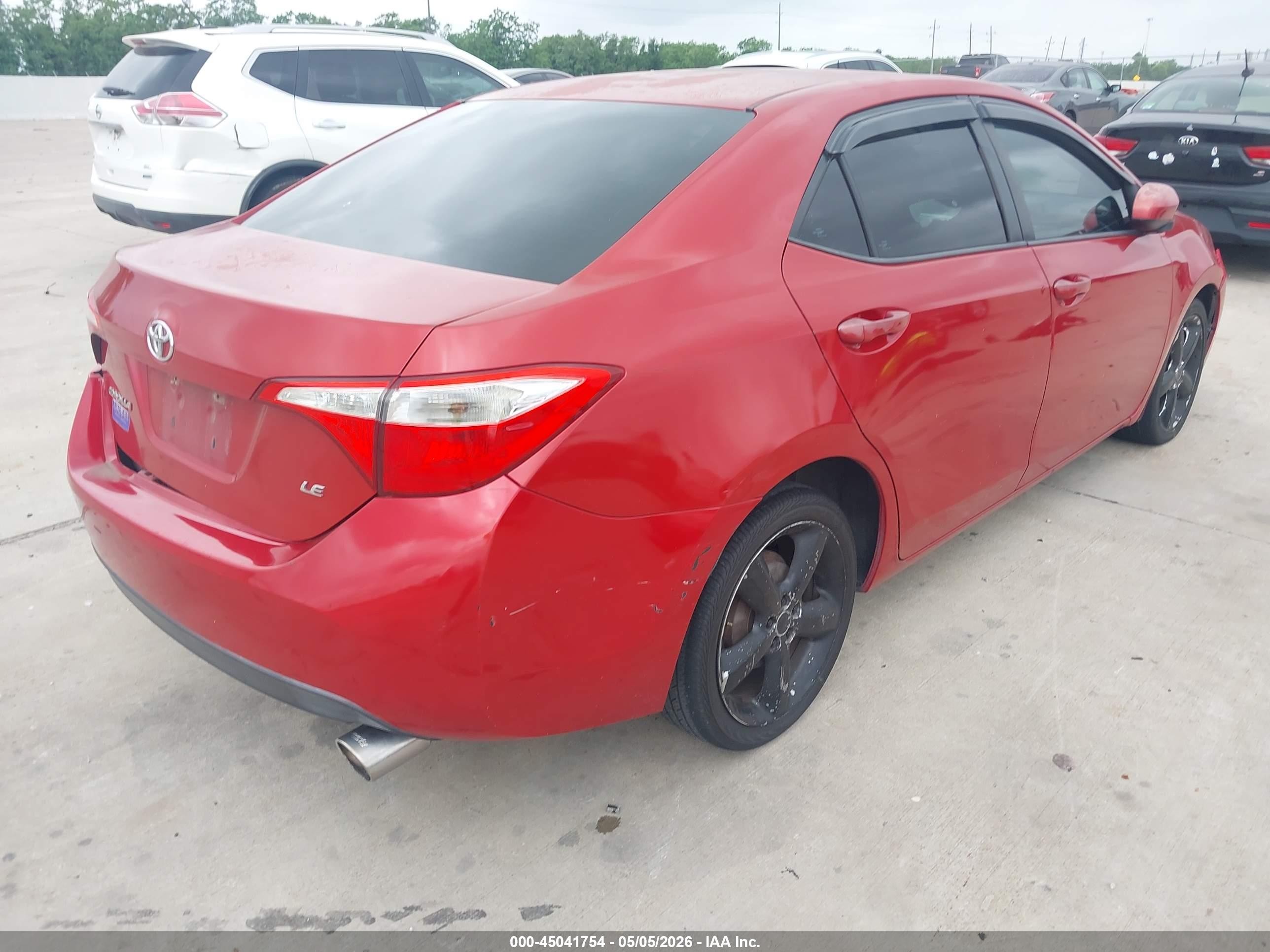 2014 Toyota Corolla Le Red vin: 2T1BURHE3EC209411