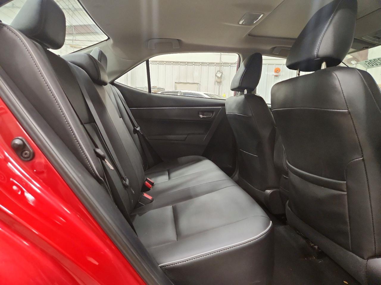 2014 Toyota Corolla S Premium Red vin: 2T1BURHE3EC215743
