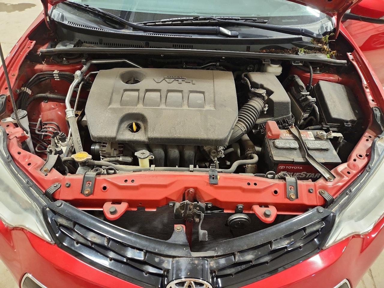 2014 Toyota Corolla S Premium Red vin: 2T1BURHE3EC215743
