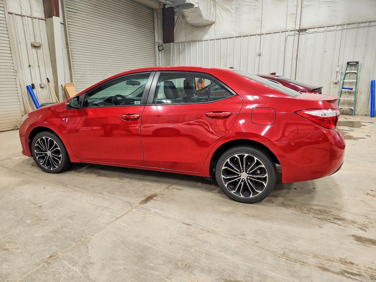 2014 Toyota Corolla S Premium Red vin: 2T1BURHE3EC215743